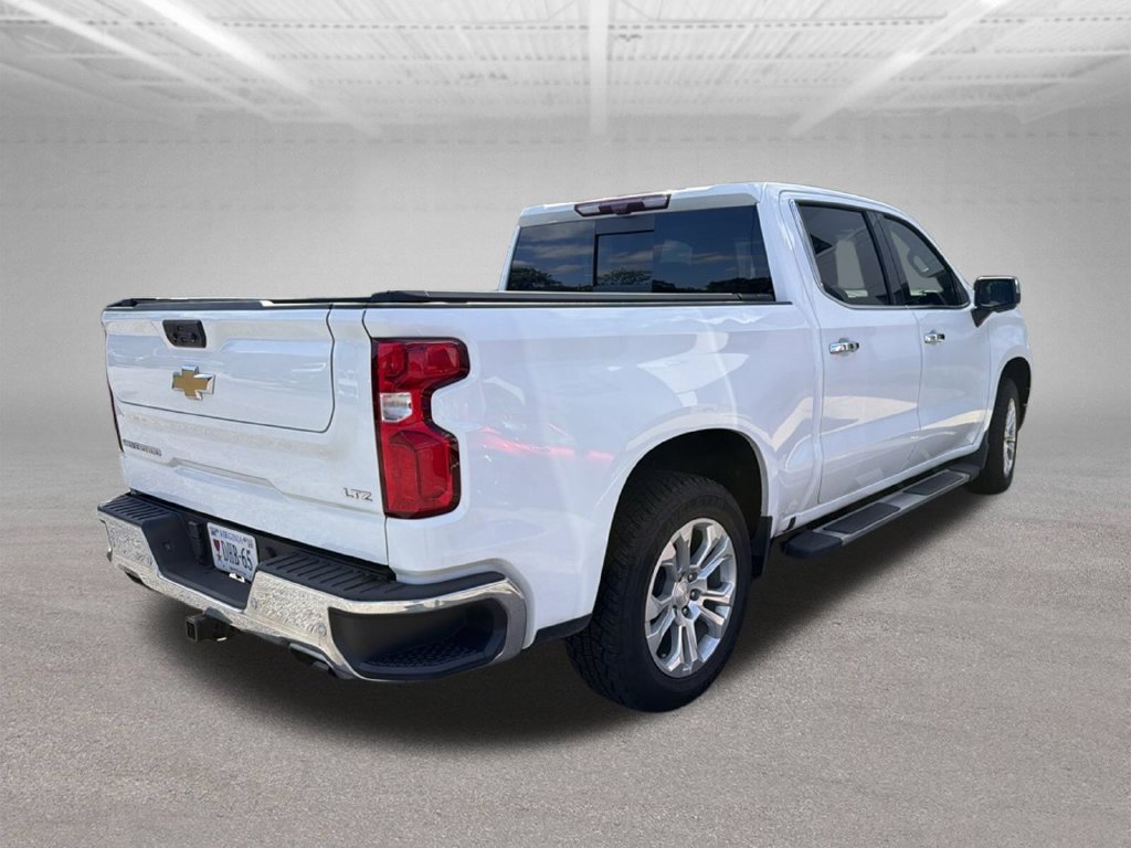 Used 2024 Chevrolet Silverado 1500 LTZ w/ Technology Package AWD/4WD image 3