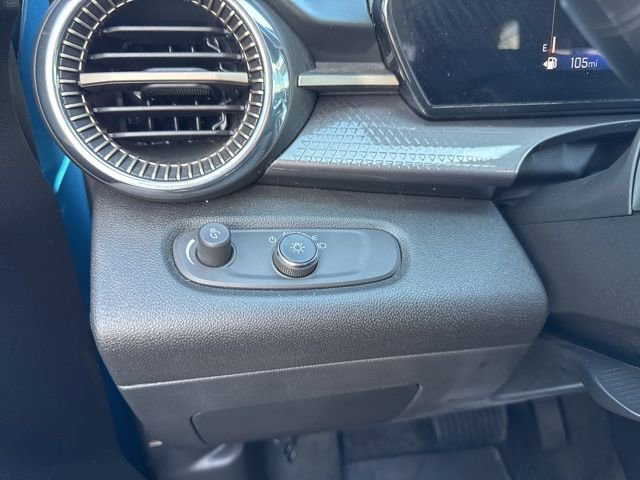 Used 2025 Chevrolet Trax ACTIV w/ Driver Confidence Package image 21