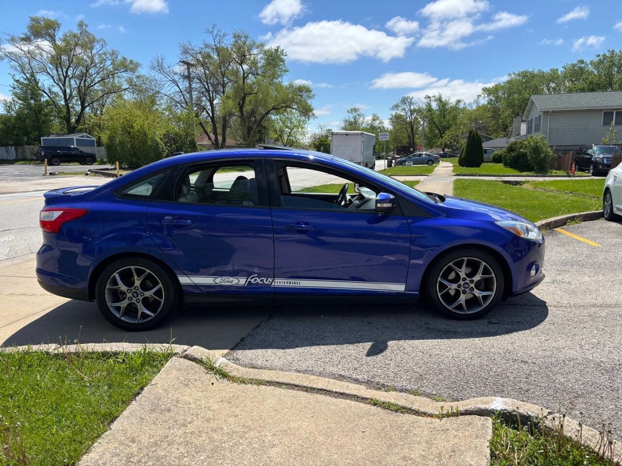 Used 2014 Ford Focus SE w/ Equipment Group 201A FWD image 20