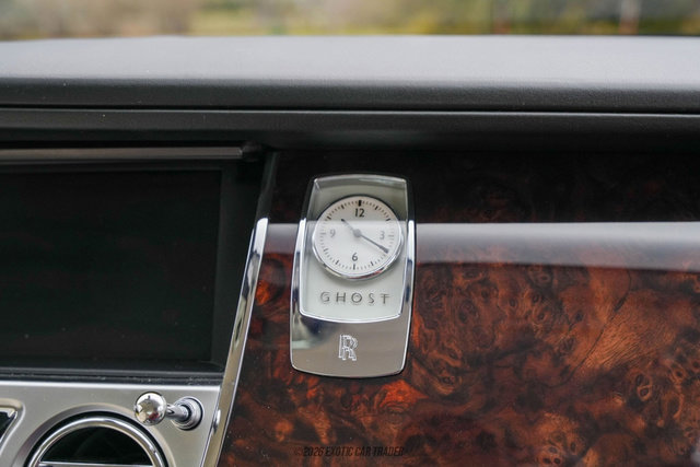Used 2011 Rolls-Royce Ghost image 40