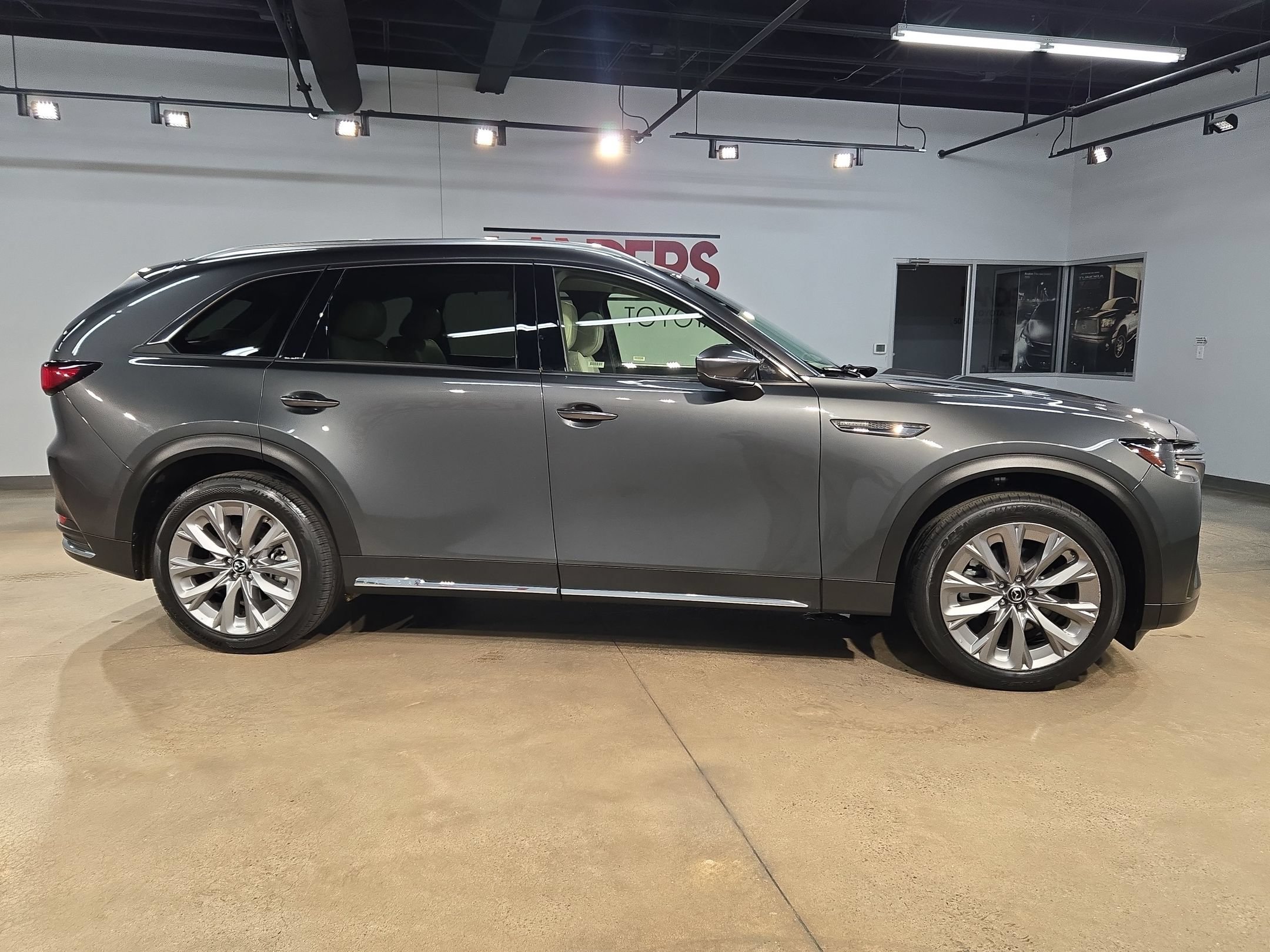 Used 2025 MAZDA CX-90 3.3 Turbo w/ Premium Plus Pkg AWD/4WD image 8