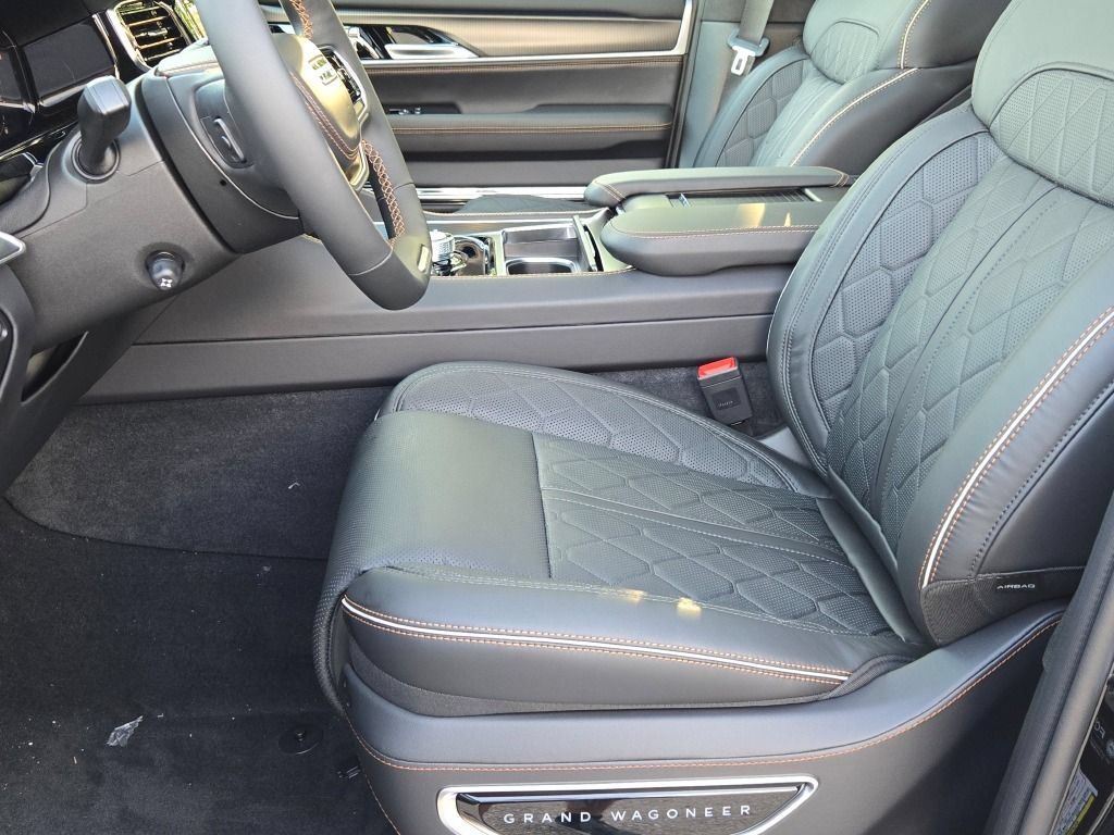New 2026 Jeep Grand Wagoneer L Summit AWD/4WD image 27