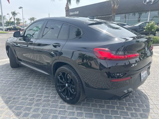 Used 2022 BMW X4 xDrive30i w/ Convenience Package image 3