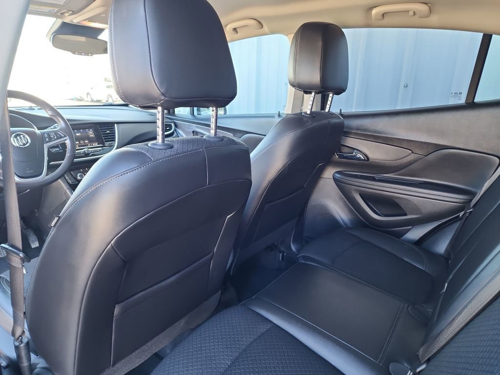 Used 2022 Buick Encore Preferred w/ Safety Package image 36