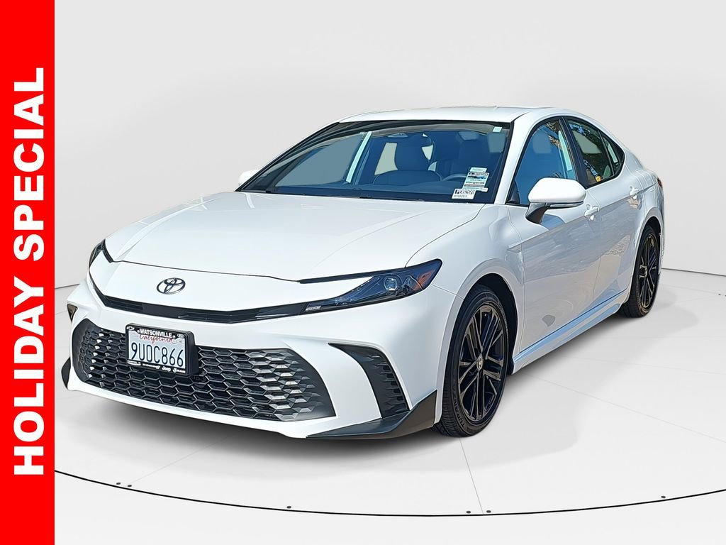 Used 2025 Toyota Camry SE image 7
