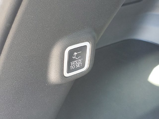 New 2026 Jeep Cherokee Limited AWD/4WD image 9