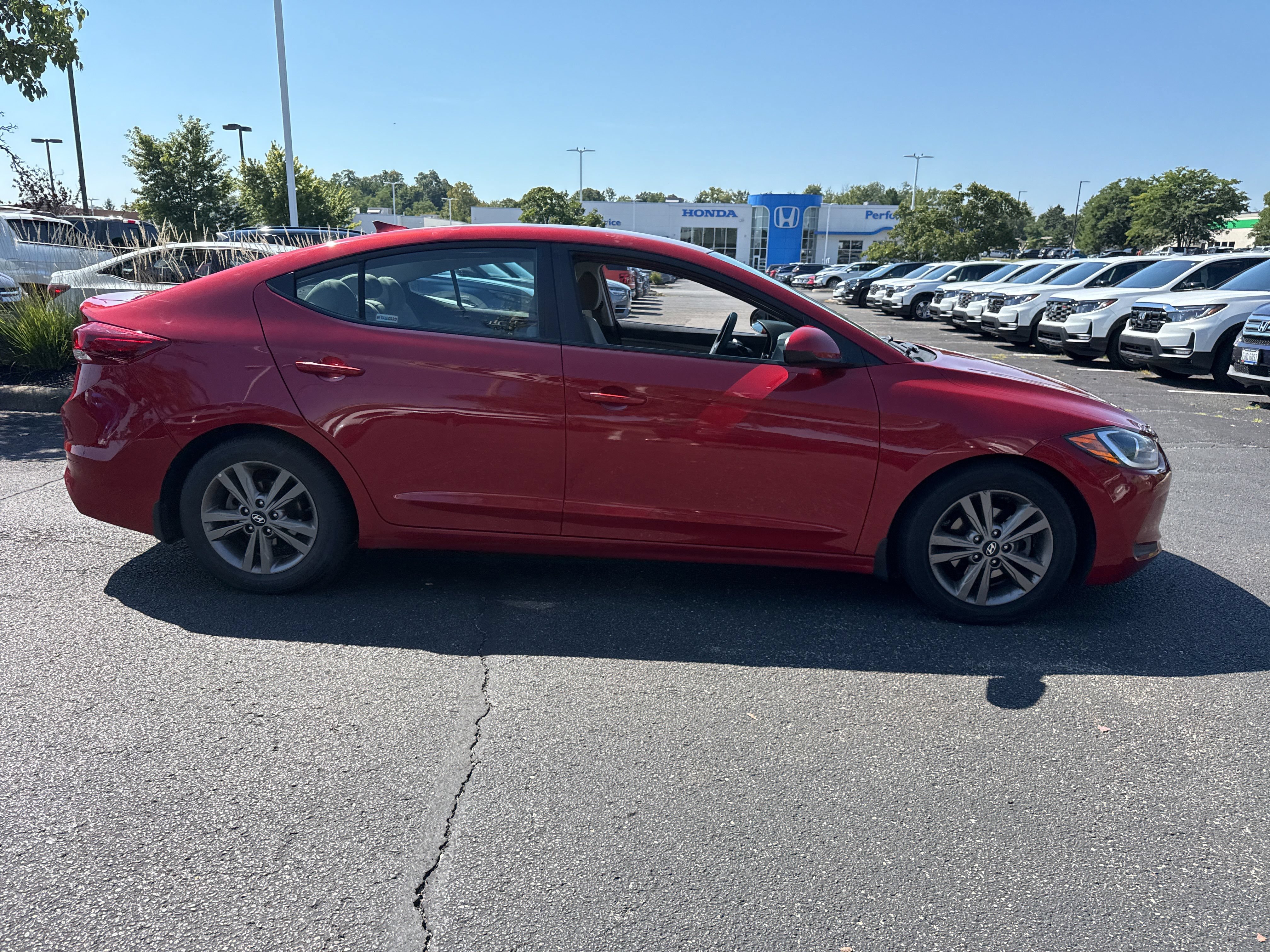 Used 2018 Hyundai Elantra SEL w/ Cargo Package FWD image 15