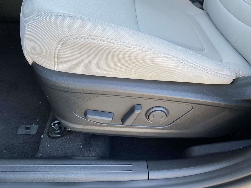 New 2026 Hyundai Tucson SEL Plus FWD image 13