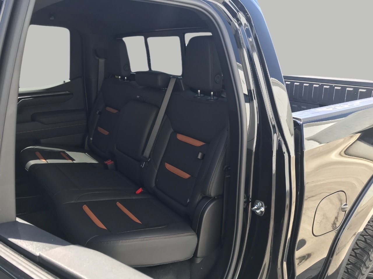New 2026 GMC Sierra 1500 AT4 w/ AT4 Premium Package AWD/4WD image 25