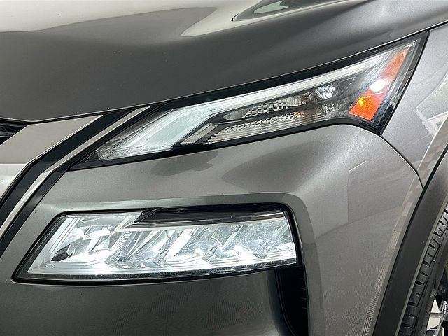 Used 2023 Nissan Rogue SV FWD image 24
