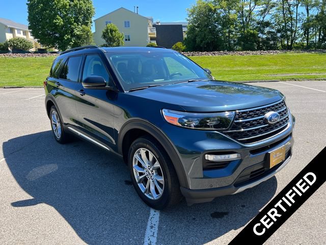 Certified 2024 Ford Explorer XLT w/ Equipment Group 202A AWD/4WD image 1