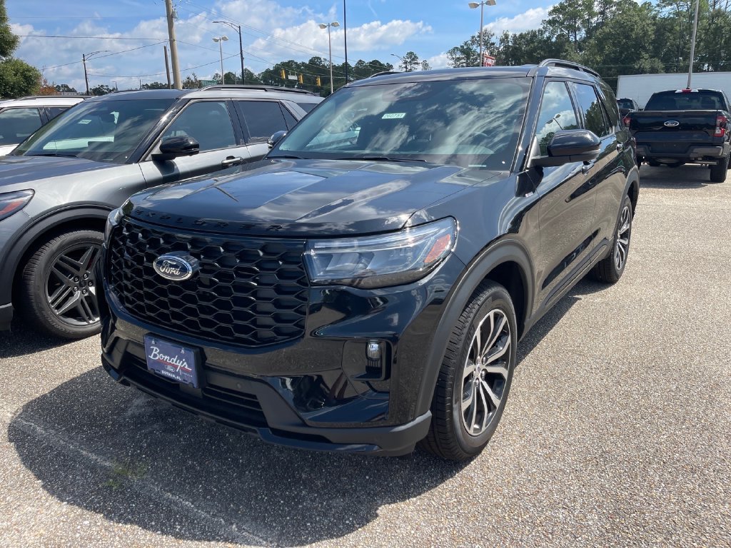 New 2026 Ford Explorer ST-Line AWD/4WD image 2