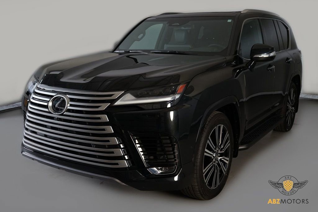 Used 2026 Lexus LX 600 4WD w/ Luxury Package image 3