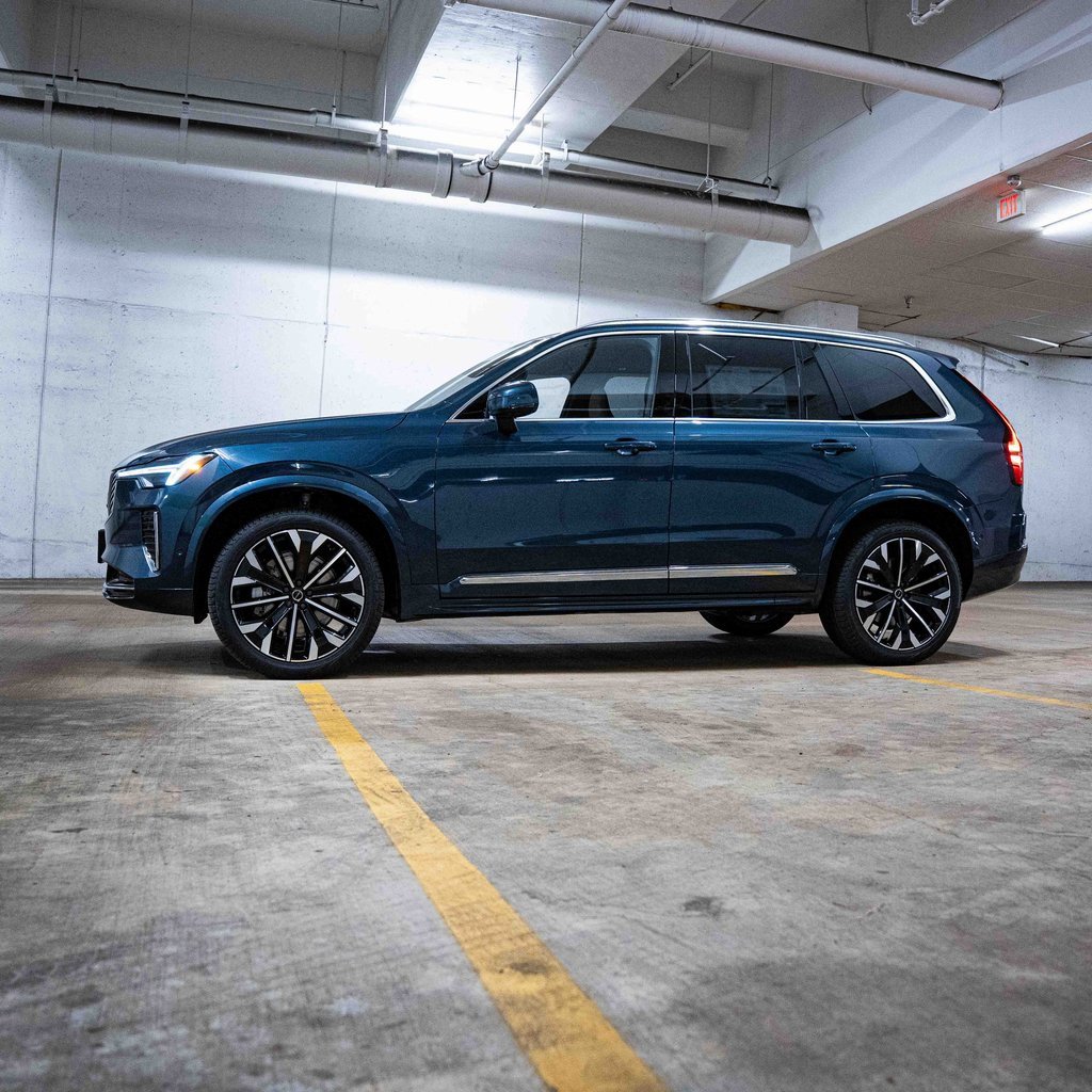 New 2026 Volvo XC90 B6 Plus w/ Protection Package Premier image 3