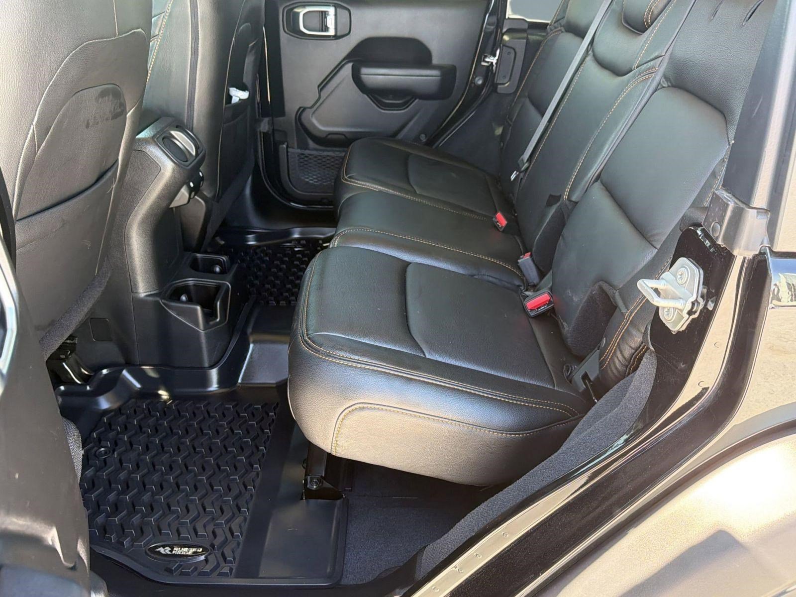 Used 2024 Jeep Wrangler Unlimited Sport AWD/4WD image 14