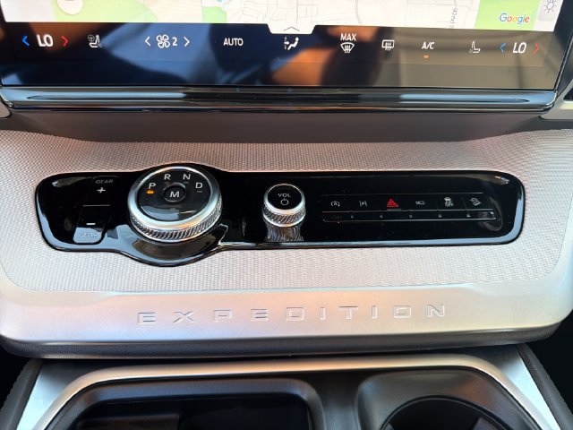 New 2027 Ford Expedition Active AWD/4WD image 31