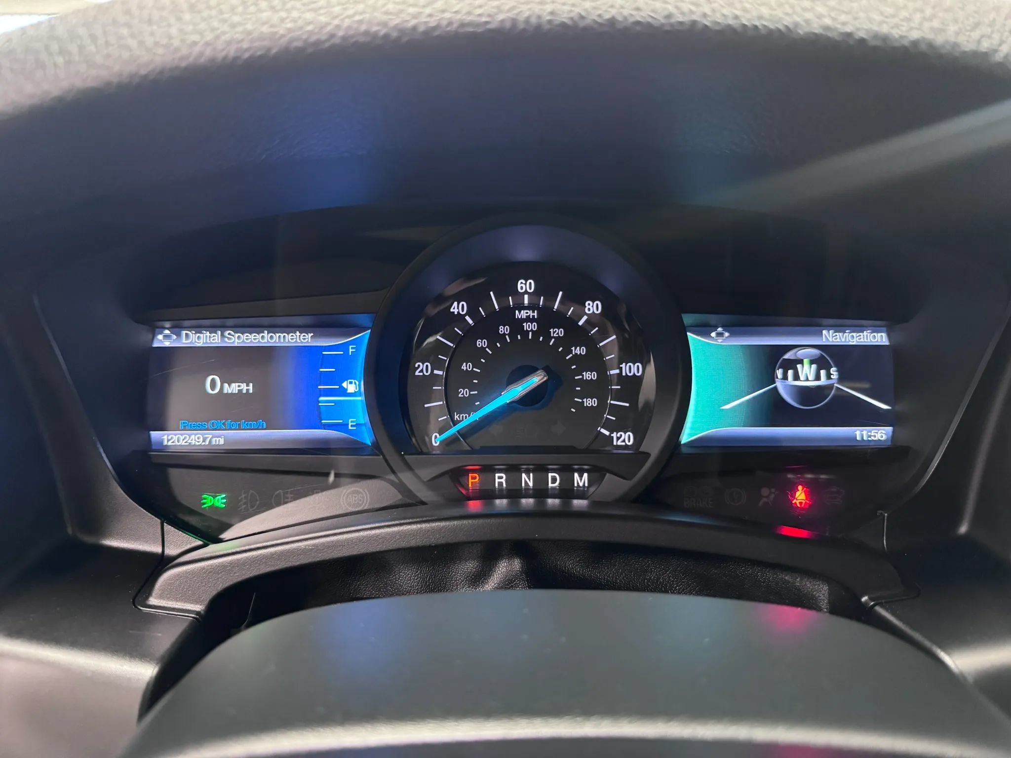 Used 2017 Ford Expedition Limited w/ Equipment Group 301A AWD/4WD image 22