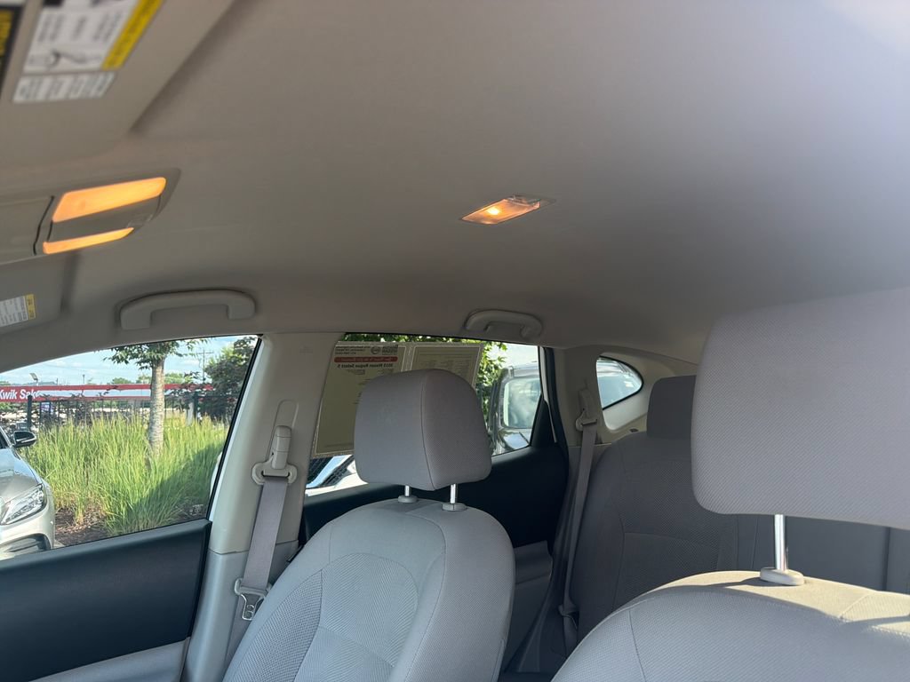 Used 2015 Nissan Rogue S w/ Convenience Package FWD image 23