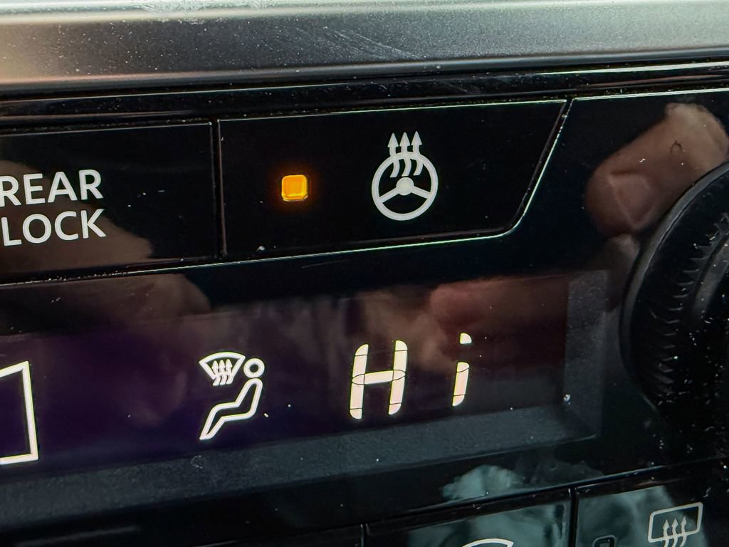 Certified 2024 Nissan Pathfinder Platinum w/ Cargo Package image 16