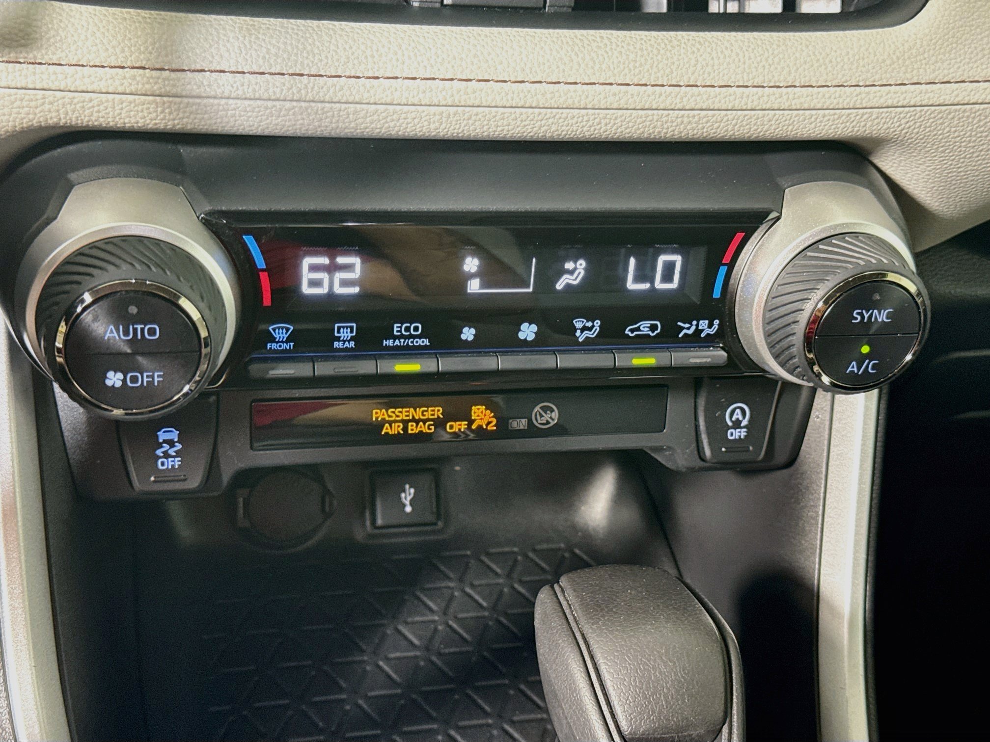 Certified 2022 Toyota RAV4 XLE AWD/4WD image 17
