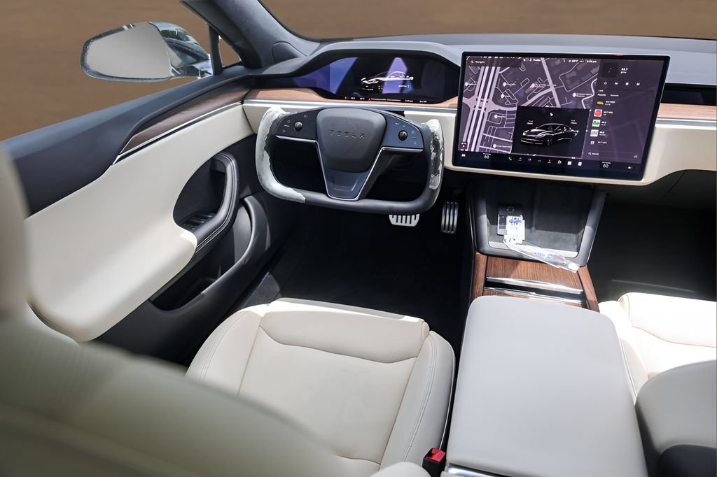 Used 2022 Tesla Model S AWD/4WD image 19