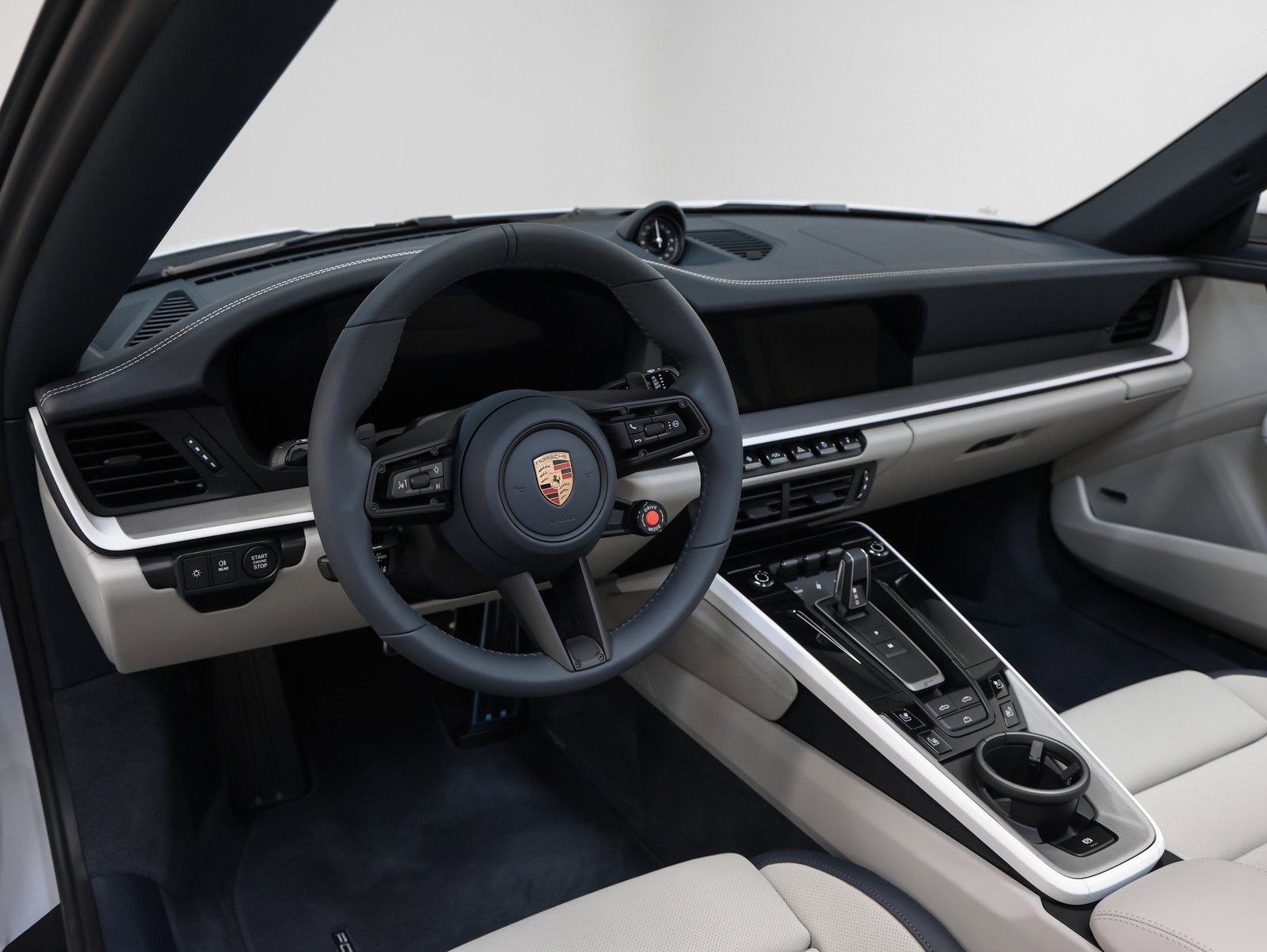 New 2026 Porsche 911 Carrera image 4