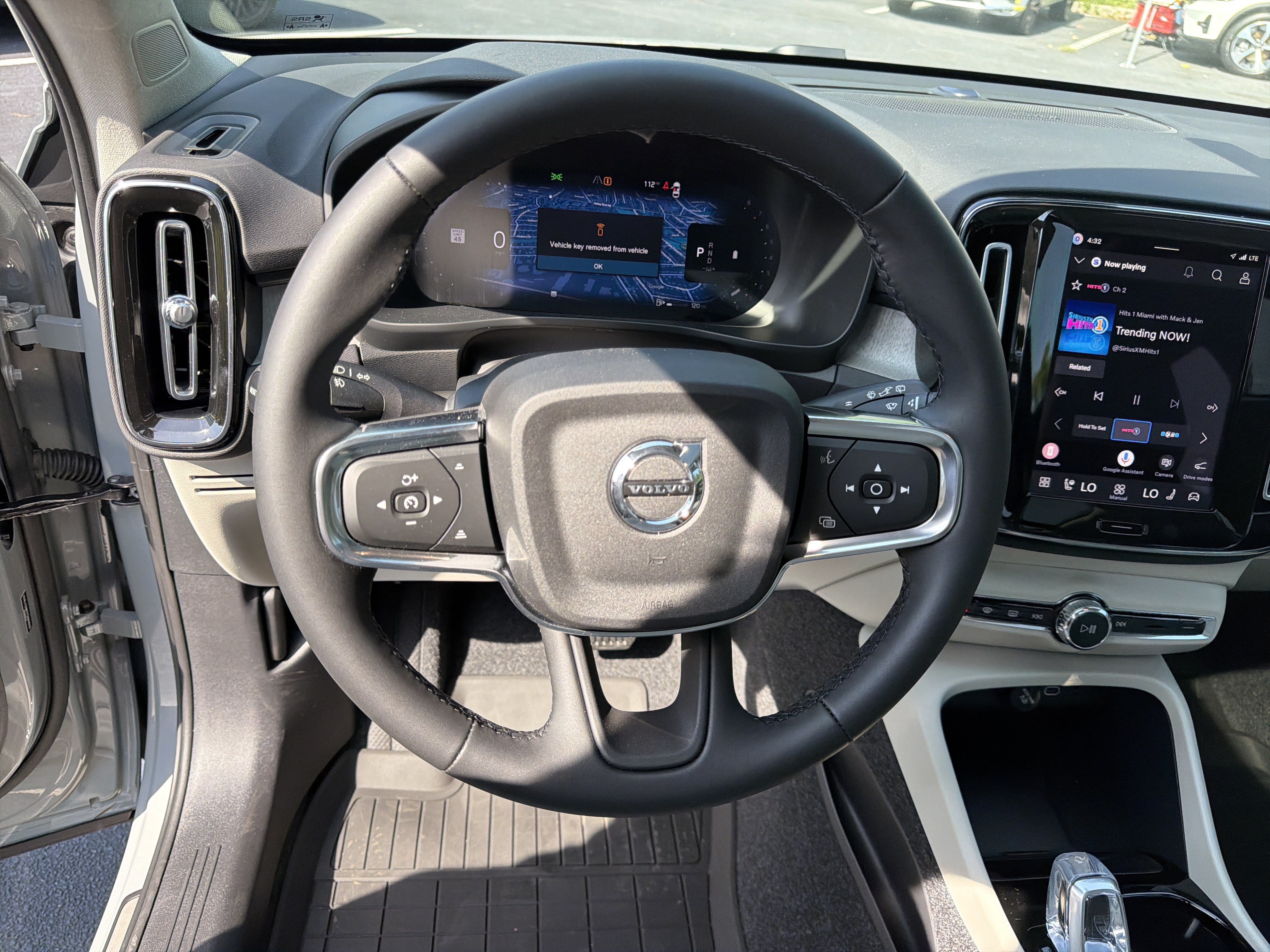 New 2026 Volvo XC40 B5 Ultra w/ Protection Package Premier AWD/4WD image 19