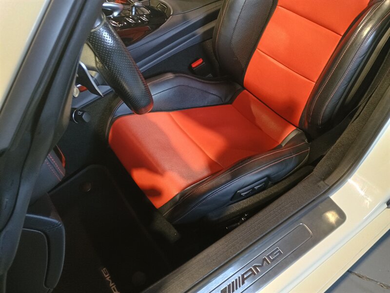 Used 2018 Mercedes-Benz AMG GT Roadster image 15