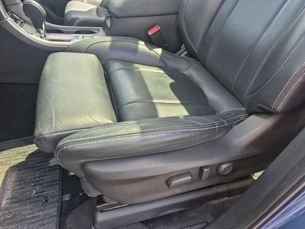 Used 2022 Subaru Ascent Touring AWD/4WD image 10