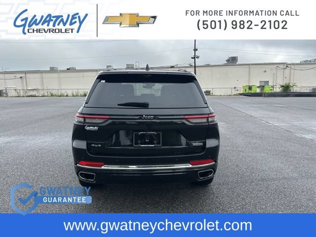 Used 2023 Jeep Grand Cherokee Overland w/ Luxury Tech Group IV AWD/4WD image 6