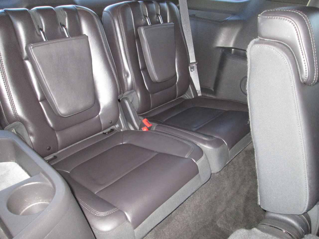 Used 2013 Ford Explorer XLT image 33