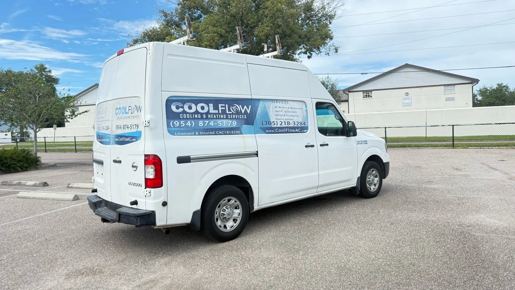 Used 2017 Nissan NV 2500 SV image 6