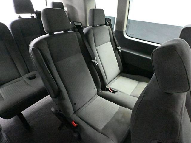 Used 2018 Ford Transit 350 XLT image 33