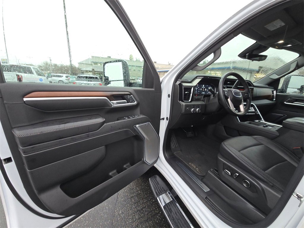 Certified 2025 GMC Sierra 2500 Denali w/ Technology Package image 15