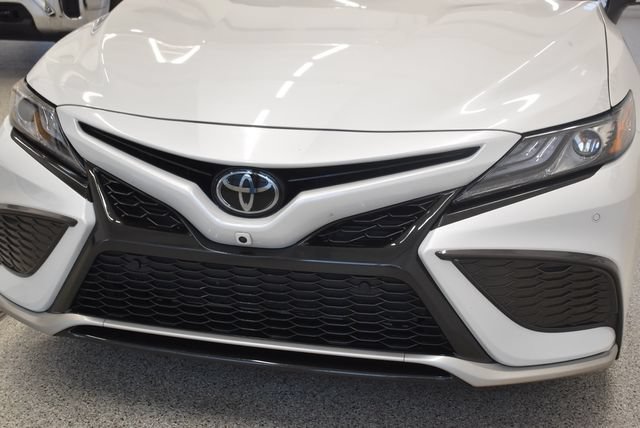 Used 2021 Toyota Camry XSE w/ Navigation Package FWD image 14