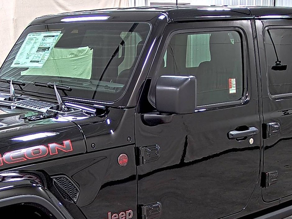 New 2025 Jeep Wrangler Unlimited Rubicon w/ Convenience Group AWD/4WD image 8