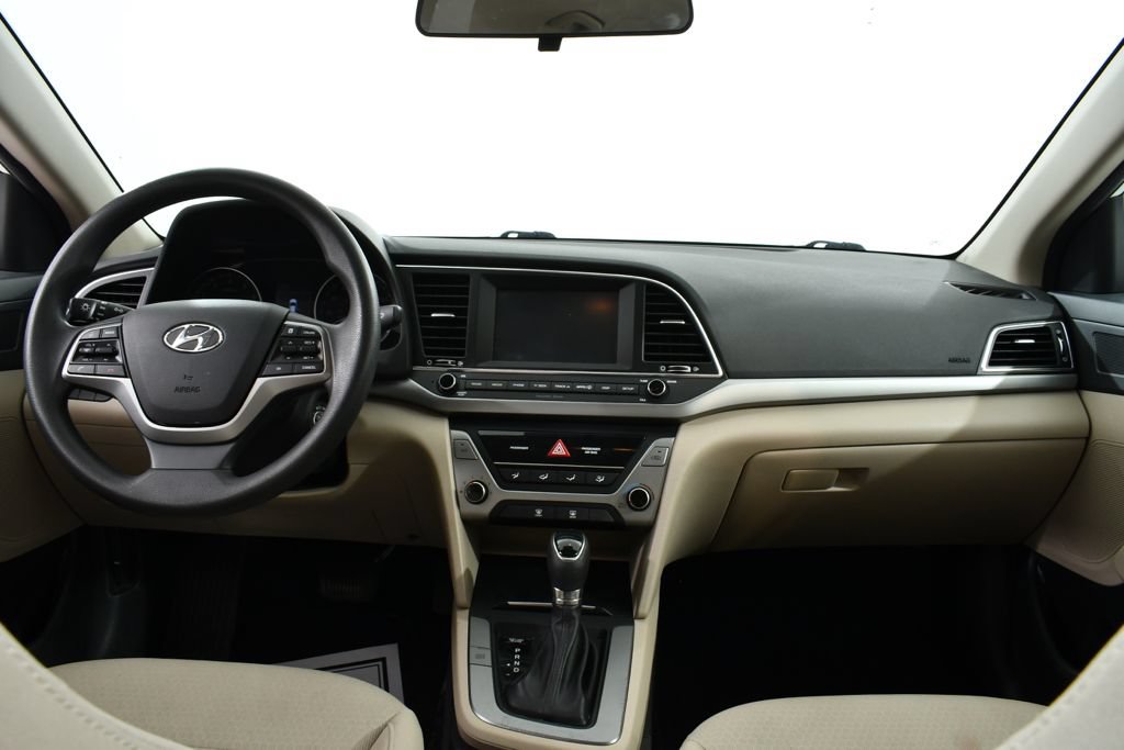 Used 2018 Hyundai Elantra SEL w/ Cargo Package FWD image 7