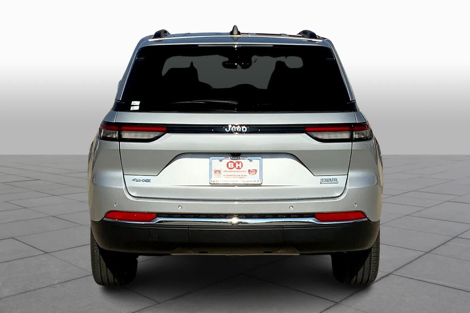 New 2023 Jeep Grand Cherokee 4WD 4xe image 4