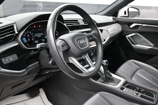 Used 2025 Audi Q3 2.0T Premium AWD/4WD image 15