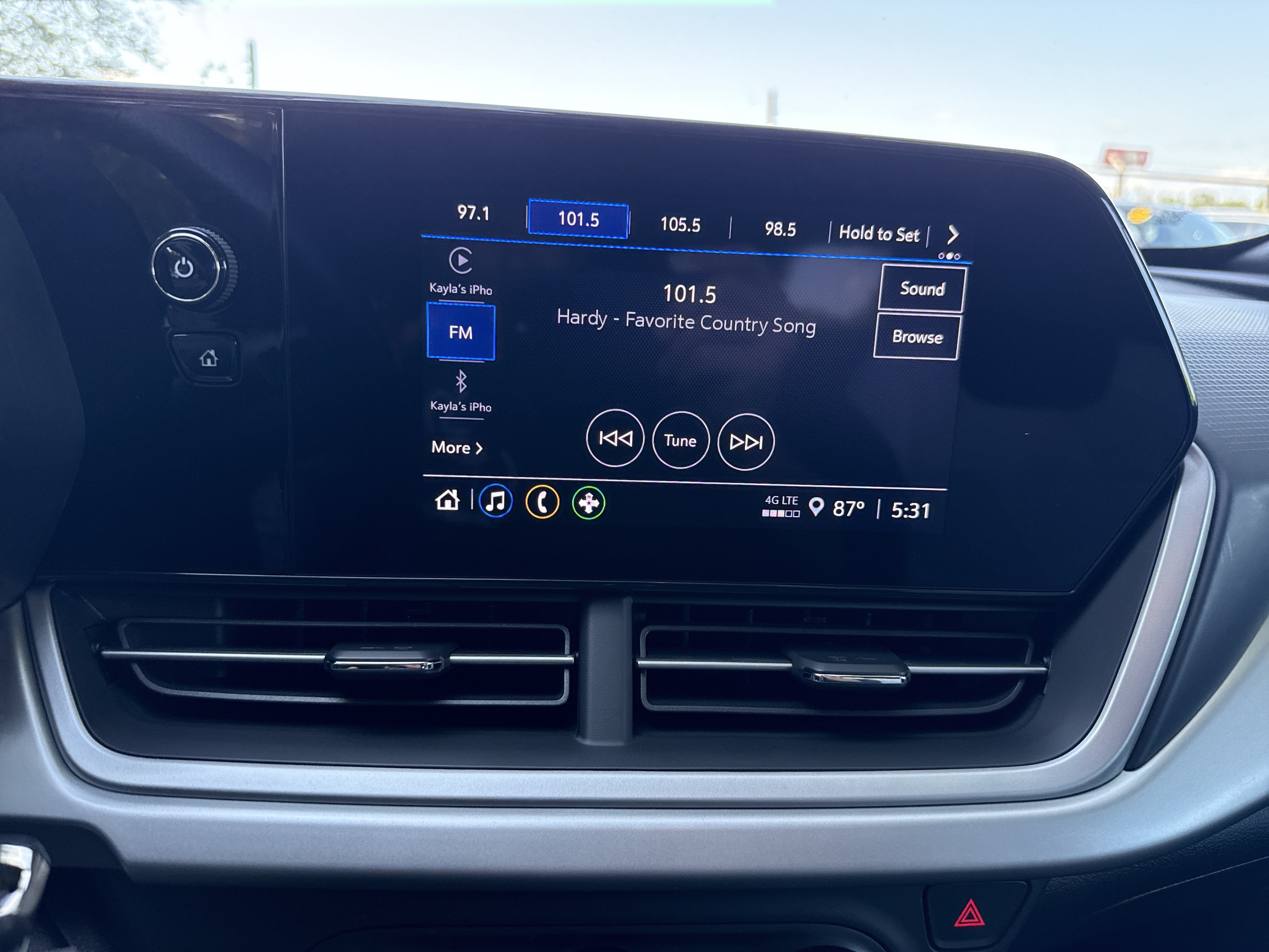 Used 2024 Chevrolet Trax RS w/ Driver Confidence Package FWD image 27