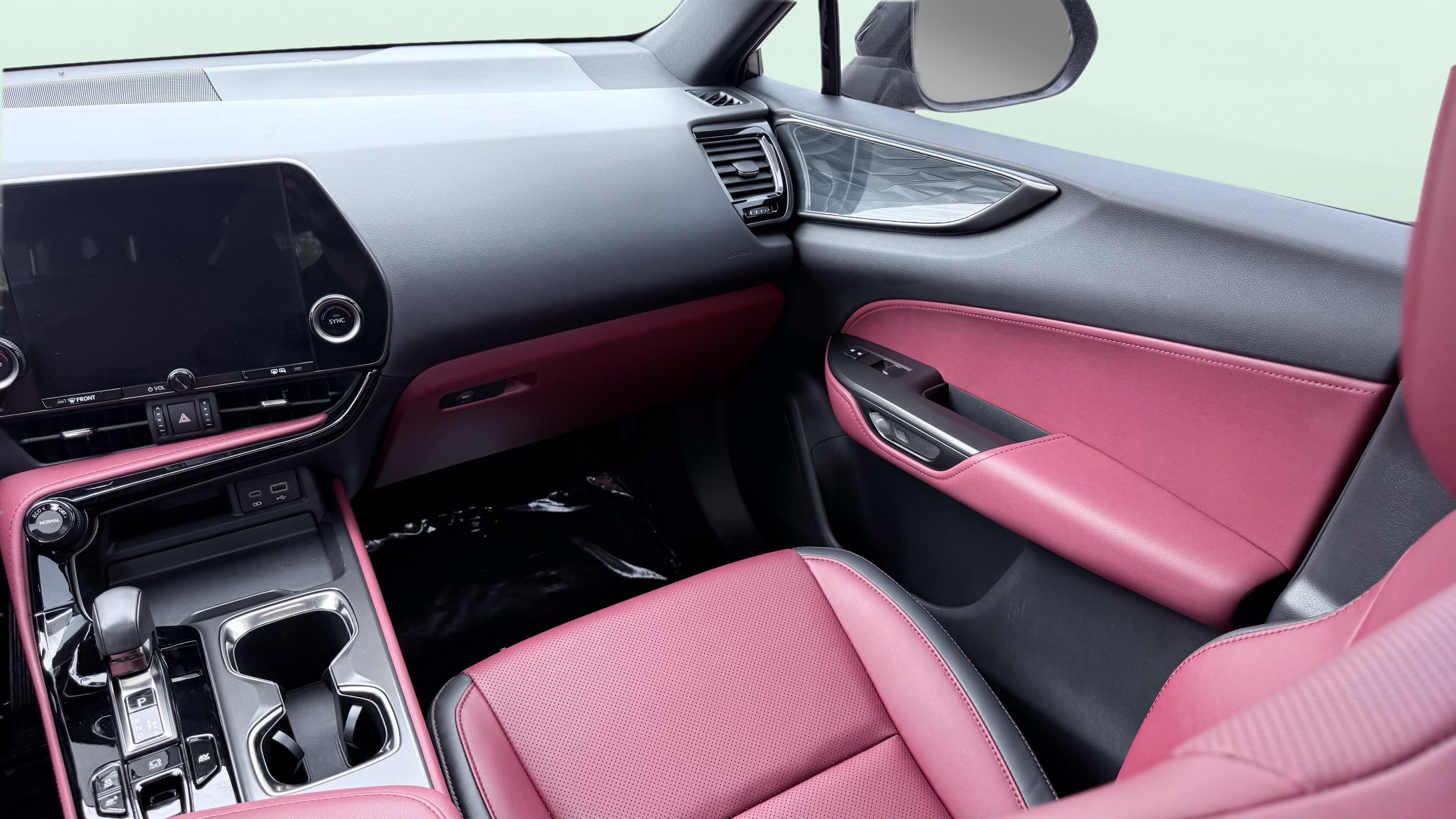 Used 2025 Lexus NX 350h AWD w/ Cold Area Package image 45