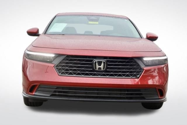 Used 2024 Honda Accord EX image 3