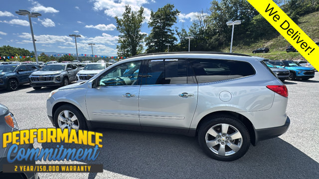 Used 2011 Chevrolet Traverse LTZ AWD/4WD image 9