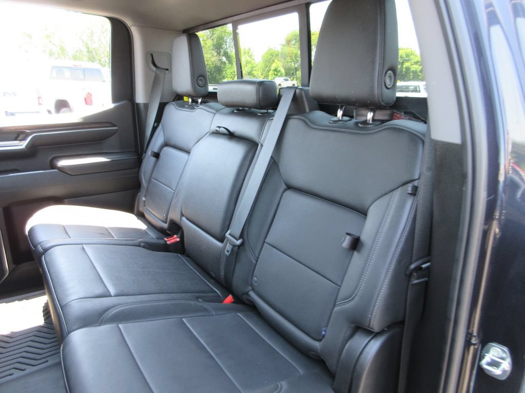 Certified 2022 GMC Sierra 1500 SLT w/ SLT Premium Plus Package AWD/4WD image 23