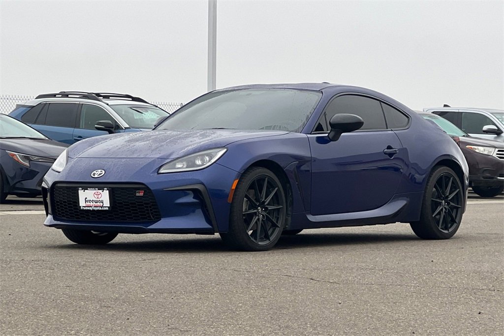 Certified 2023 Toyota GR86 Premium image 10