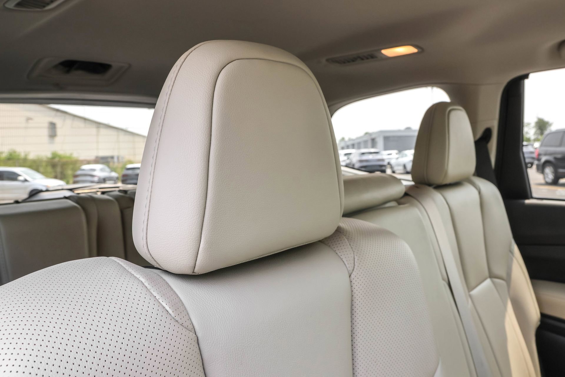 Used 2023 Subaru Ascent Limited image 39