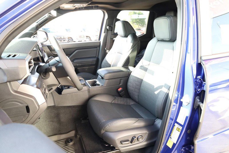 New 2025 Toyota Tacoma TRD Off-Road image 8