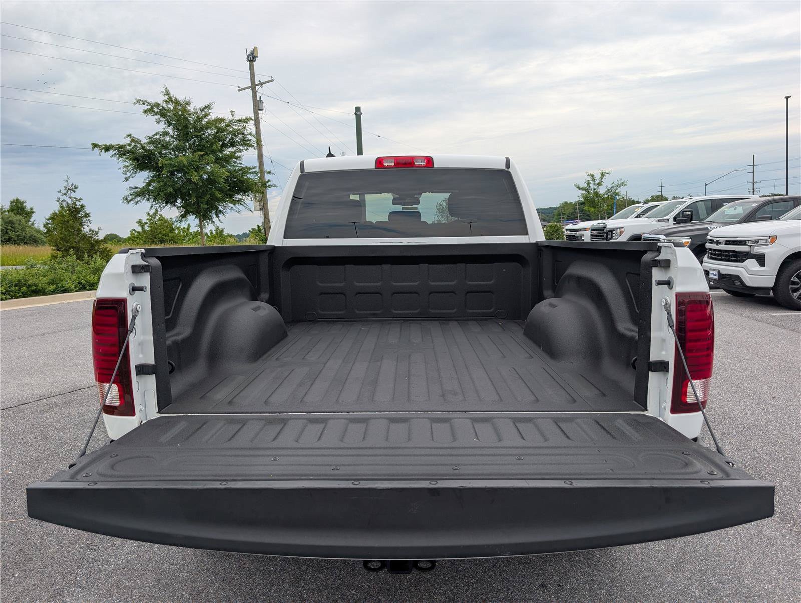 Used 2022 RAM 1500 Warlock w/ Electronics Group AWD/4WD image 13