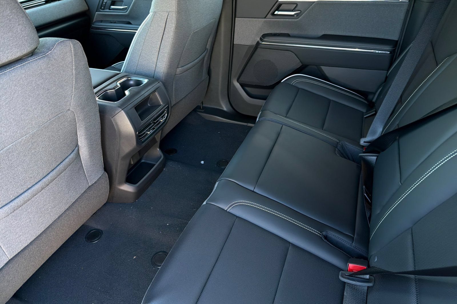 New 2026 GMC Sierra EV Elevation AWD/4WD image 12