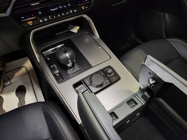 Certified 2025 MAZDA CX-70 Plug-In Hybrid w/ Premium Pkg image 17